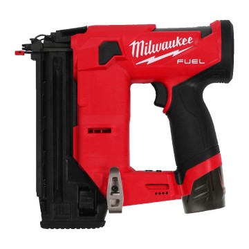 MILWAUKEE - M18 Καρφωτικό Μπαταρίας 18V 2x2Ah για Καρφιά και Συνδετήρες (FNCS18GS-202X)